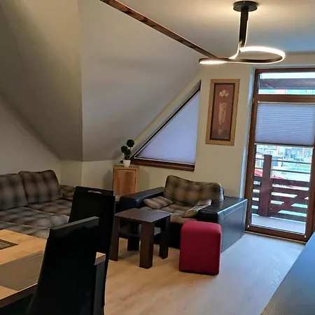 325 Apartament *